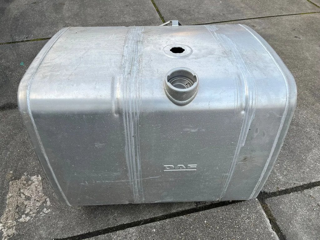 DAF 7X Brandstoftank diesel 400L 1949906, Auto-onderdelen, Gebruikt, DAF, Brandstofsystemen