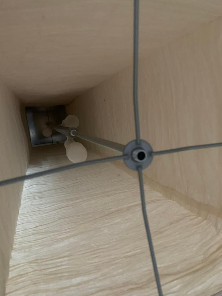 Hoge staande lamp met papieren kap, Huis en Inrichting, Lampen | Vloerlampen, Ophalen, Gebruikt, Metaal, 100 tot 150 cm