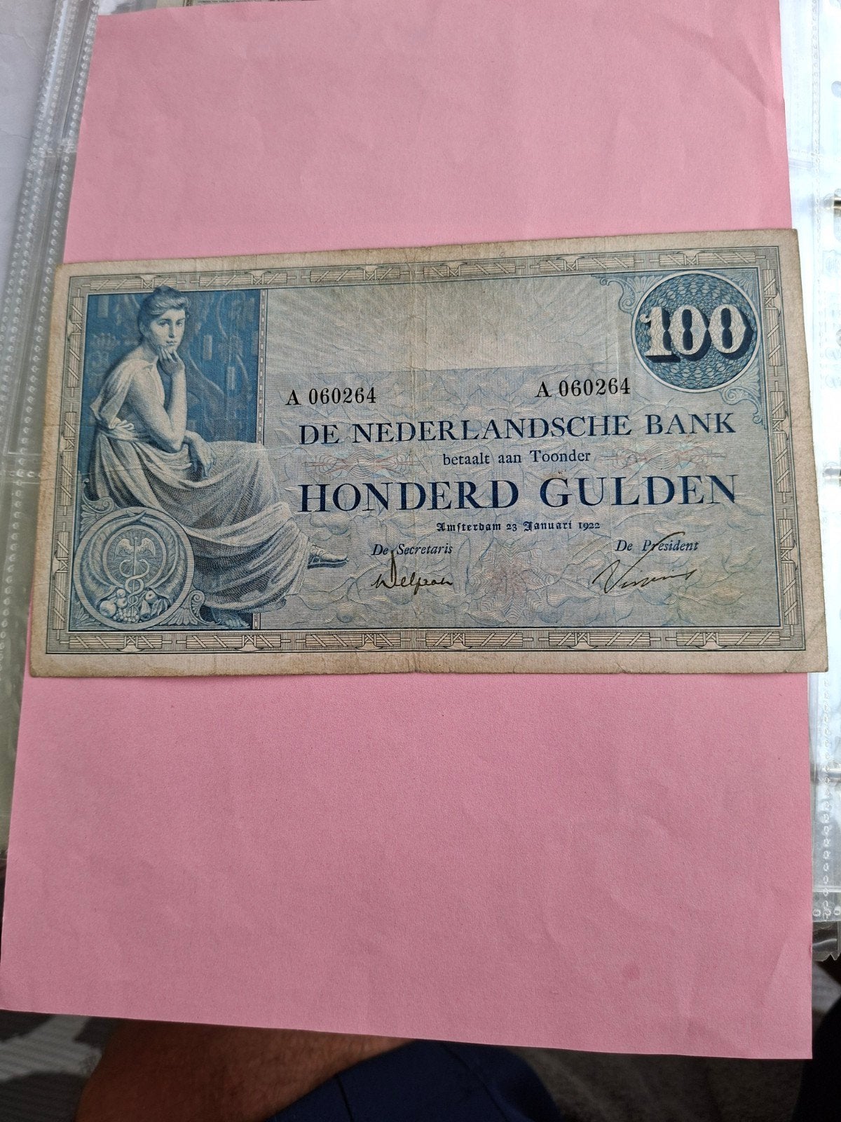 100 gulden Grietje Seel uit 1922 in ZF
Serie nummer A 060264, Ophalen of Verzenden, 100 gulden, Los biljet