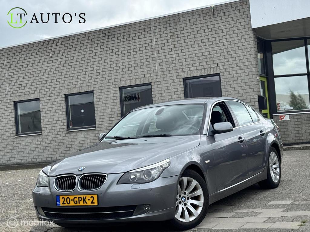 BMW 5-serie 523i Business Line|Automaat Navi Cruise NAP, Auto's, BMW, Bedrijf, Te koop, 5-Serie, ABS, Airbags, Airconditioning