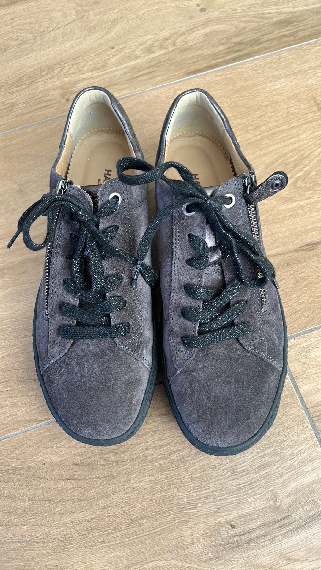 Hartjes schoenen grijs mt 6,5=40 H, Ophalen of Verzenden, Zo goed als nieuw, Grijs, Sneakers of Gympen