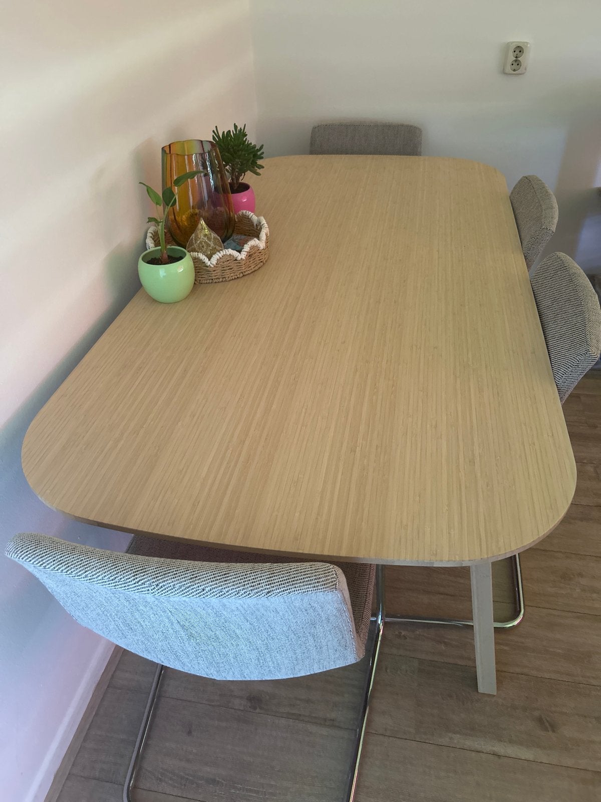 Moderne eettafel met afgeronde hoeken, Ophalen, 100 tot 150 cm, 50 tot 100 cm, Zo goed als nieuw