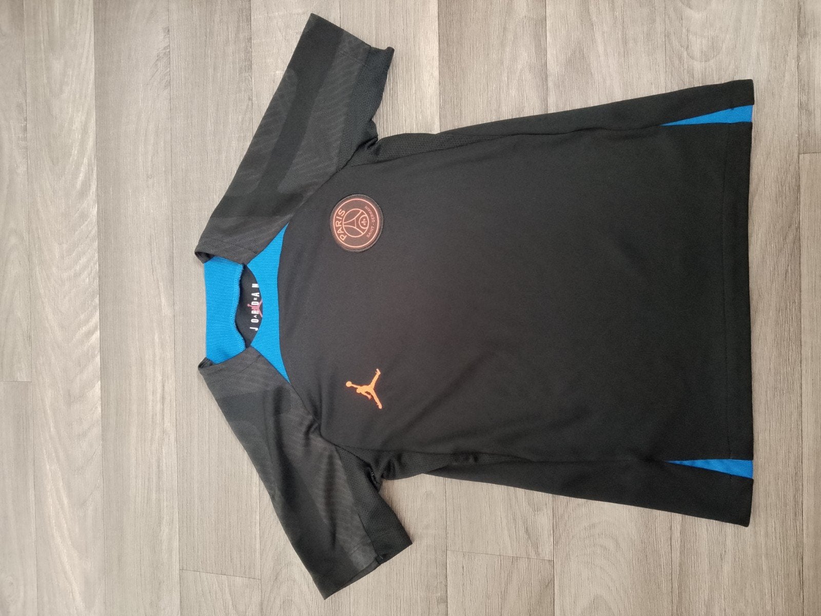 PSG voetbalshirt maat 128/137cm (prima staat), Jongen of Meisje, Sport- of Zwemkleding, Ophalen of Verzenden, Zo goed als nieuw