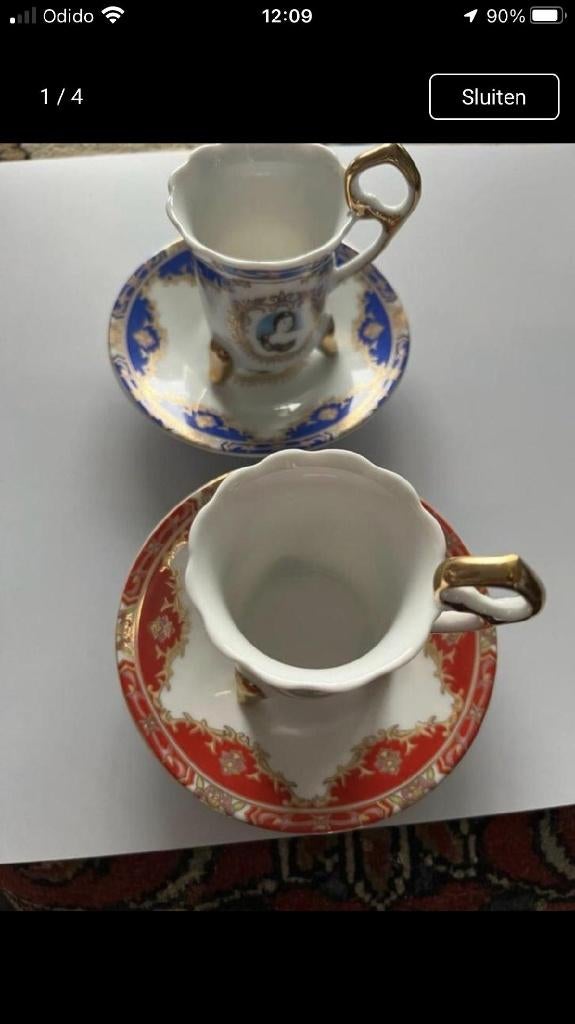 2 mooie porceleinen espressokopjes handbeschilderd, Antiek en Kunst, Antiek | Porselein, Verzenden