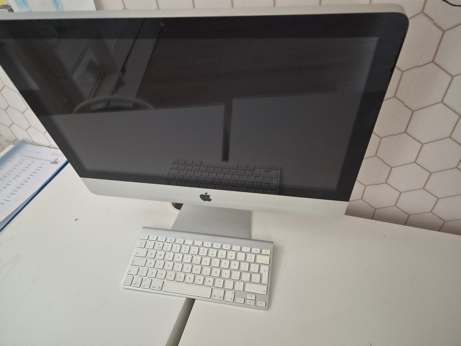 Imac + toetsenbord en muis. Oud model., Computers en Software, Ophalen, Gebruikt