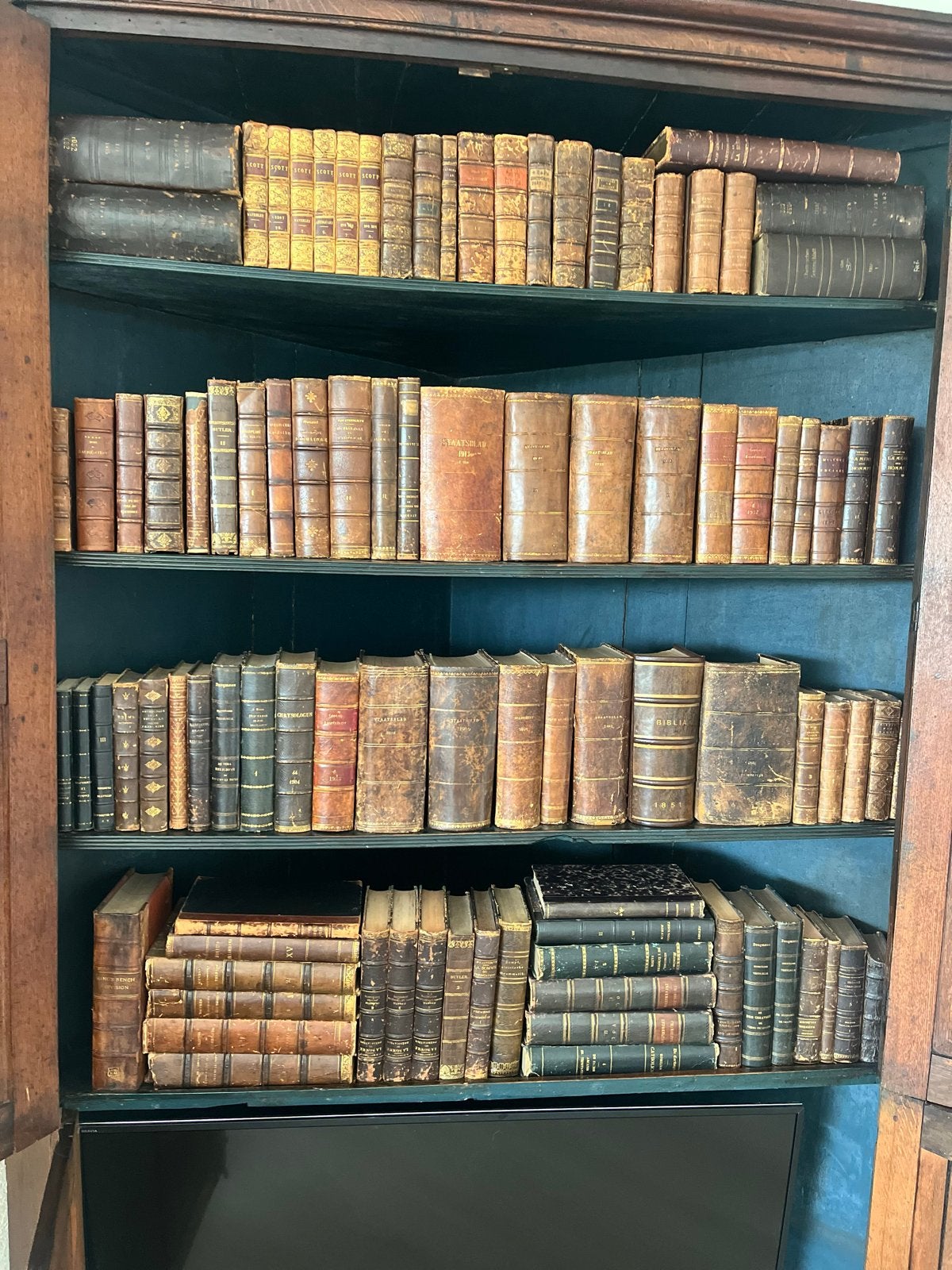 Antieke Boeken Collectie: Statenbijbels & Romans (1836-1923), Ophalen