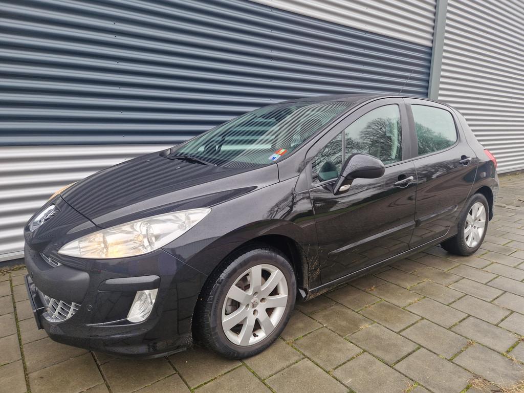 Peugeot 308 1.6 VTi Sublime Trekhaak, PDC, Climatronic,Topst, Voorwielaandrijving, Gebruikt, 680 kg, 4 cilinders