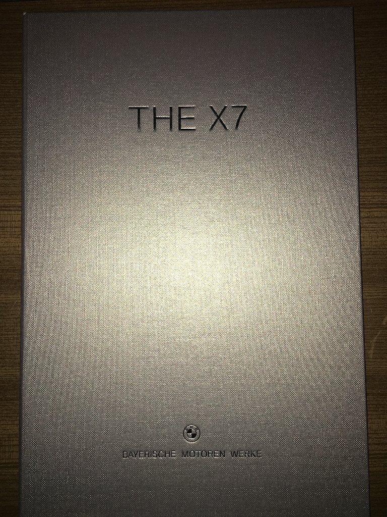 BMW X7 hardcover brochure folder 2019 2020 Engels, Boeken, Ophalen of Verzenden, Zo goed als nieuw, BMW
