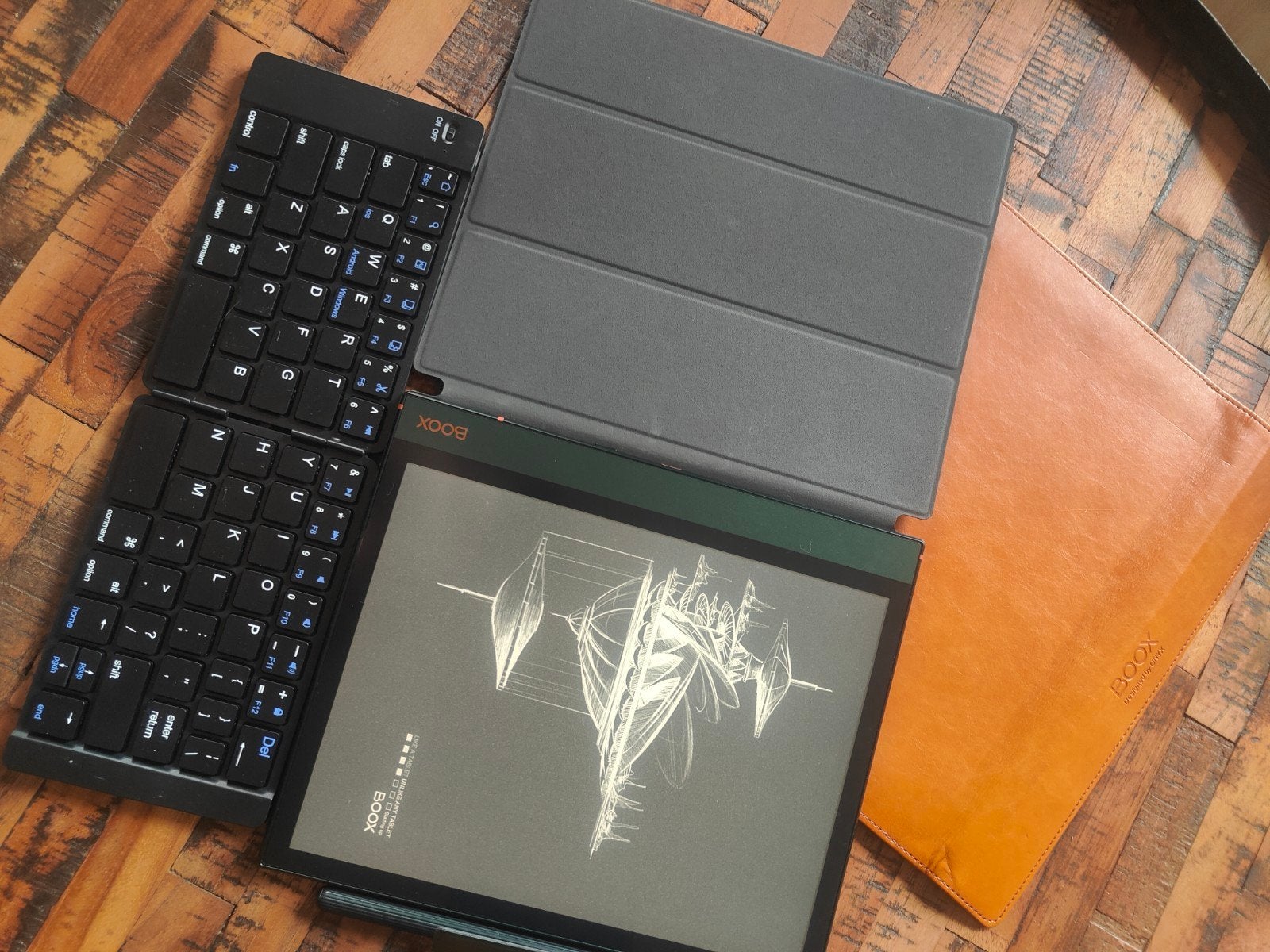 Onyx Boox e-reader met 2 sleeves en bluetooth toetsenbord, Computers en Software, E-readers, Onyx Boox, Bluetooth, Ophalen of Verzenden