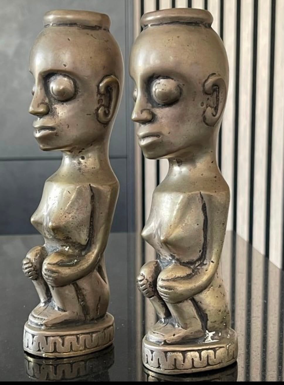 Bronzen naakt sculpturen, set van twee, Antiek en Kunst, Ophalen of Verzenden, 20 - 50 cm, Beeld, Goud