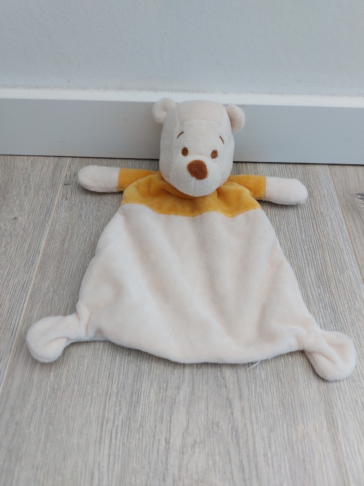 Knuffel knuffeldoekje Primark Winnie de pooh beer L1883, Ophalen of Verzenden, Zo goed als nieuw, Beer