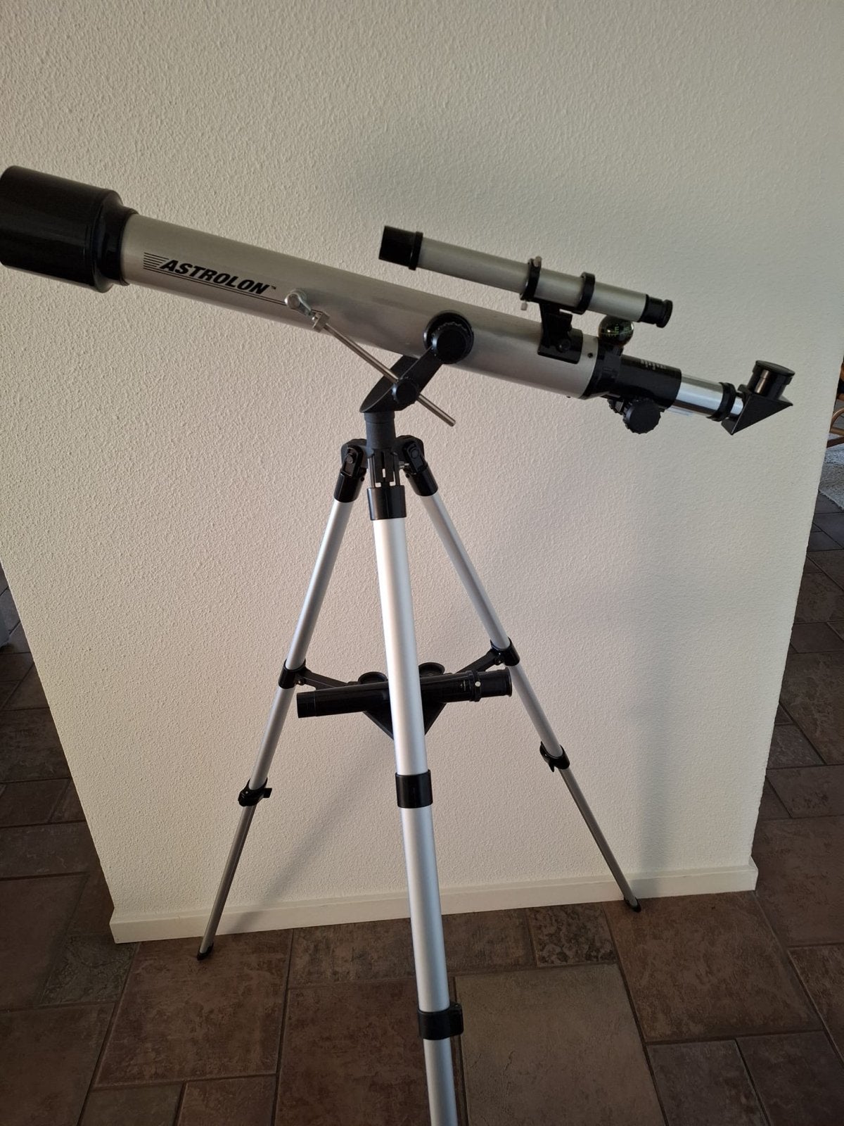 Astronlon Refractortelescoop met statief en koffer, Ophalen, Lenzentelescoop (refractor), Met statief, Zo goed als nieuw