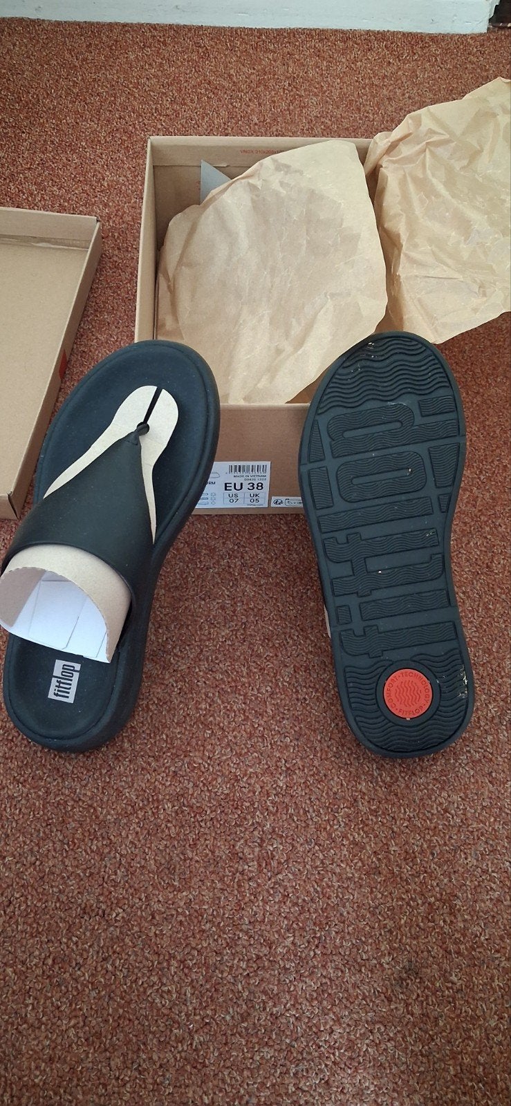 FITFLOP SLIPPERS MAAT 38 ZWART, Ophalen, Zwart, Zo goed als nieuw, FITFLOP