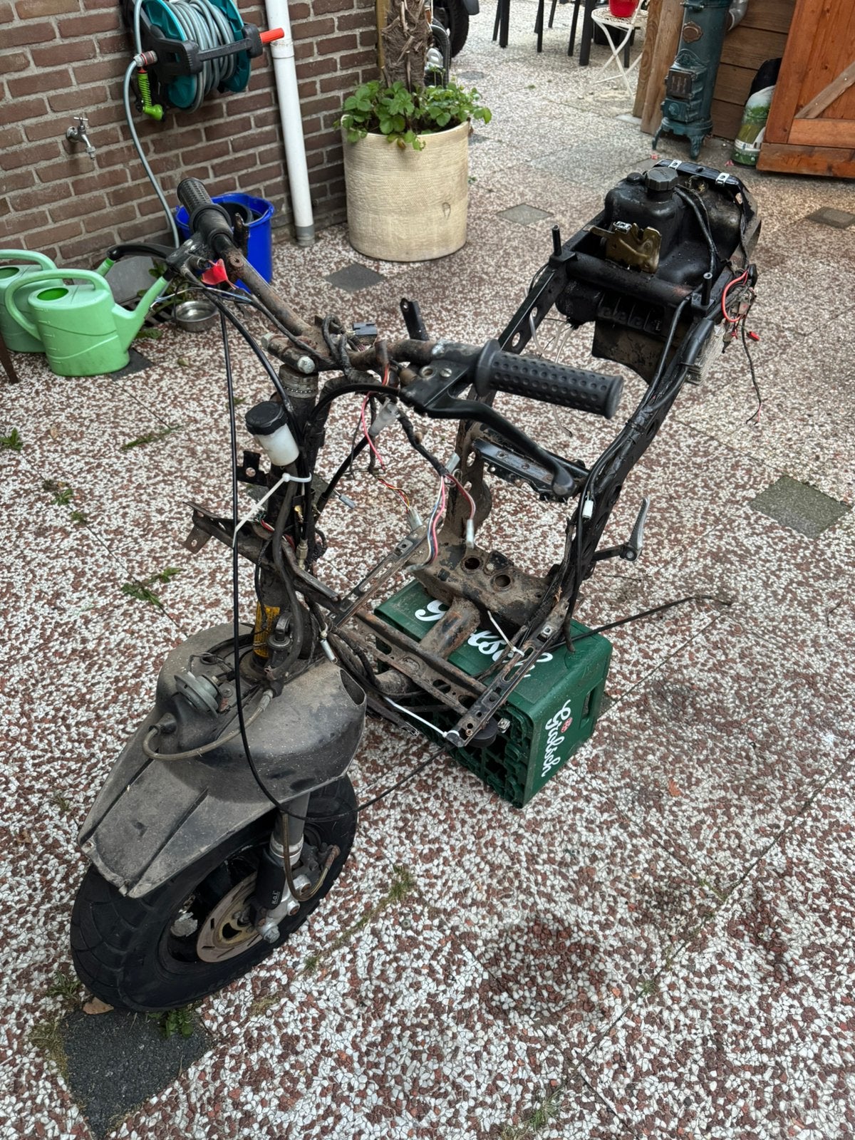 Typhoon frame, Fietsen en Brommers, Ophalen of Verzenden, Zo goed als nieuw, Frame, Piaggio