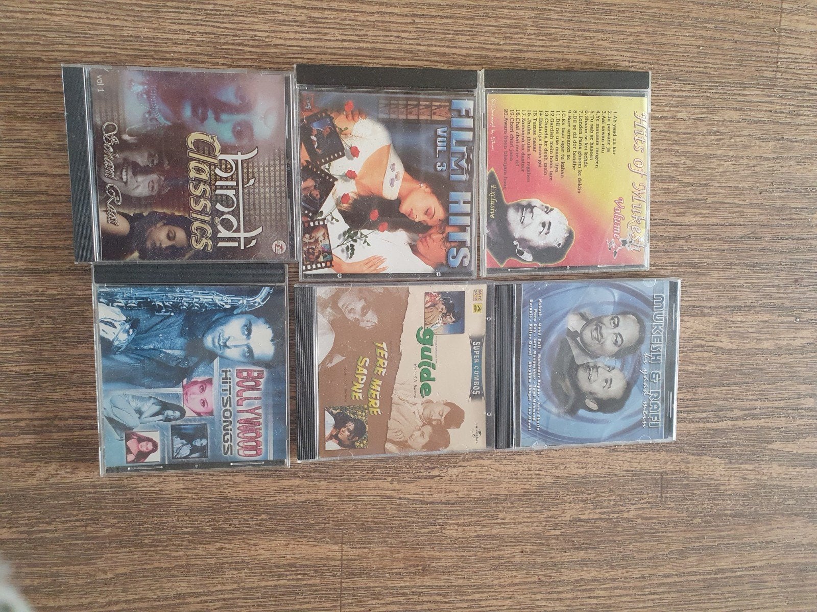 CD'S Diverse Bollywood & Indiaase muziek, Overige genres, Ophalen of Verzenden, Zo goed als nieuw, Verzamelalbum