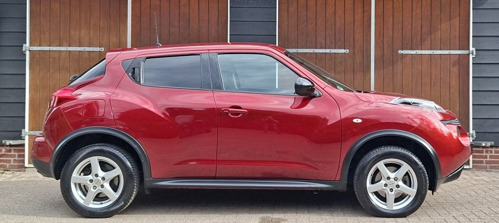 Nissan Juke 1.6 Connect Ed. | Bluetooth | Climate control |, Auto's, Nissan, Euro 5, 4 cilinders, 49 €/maand, Bedrijf