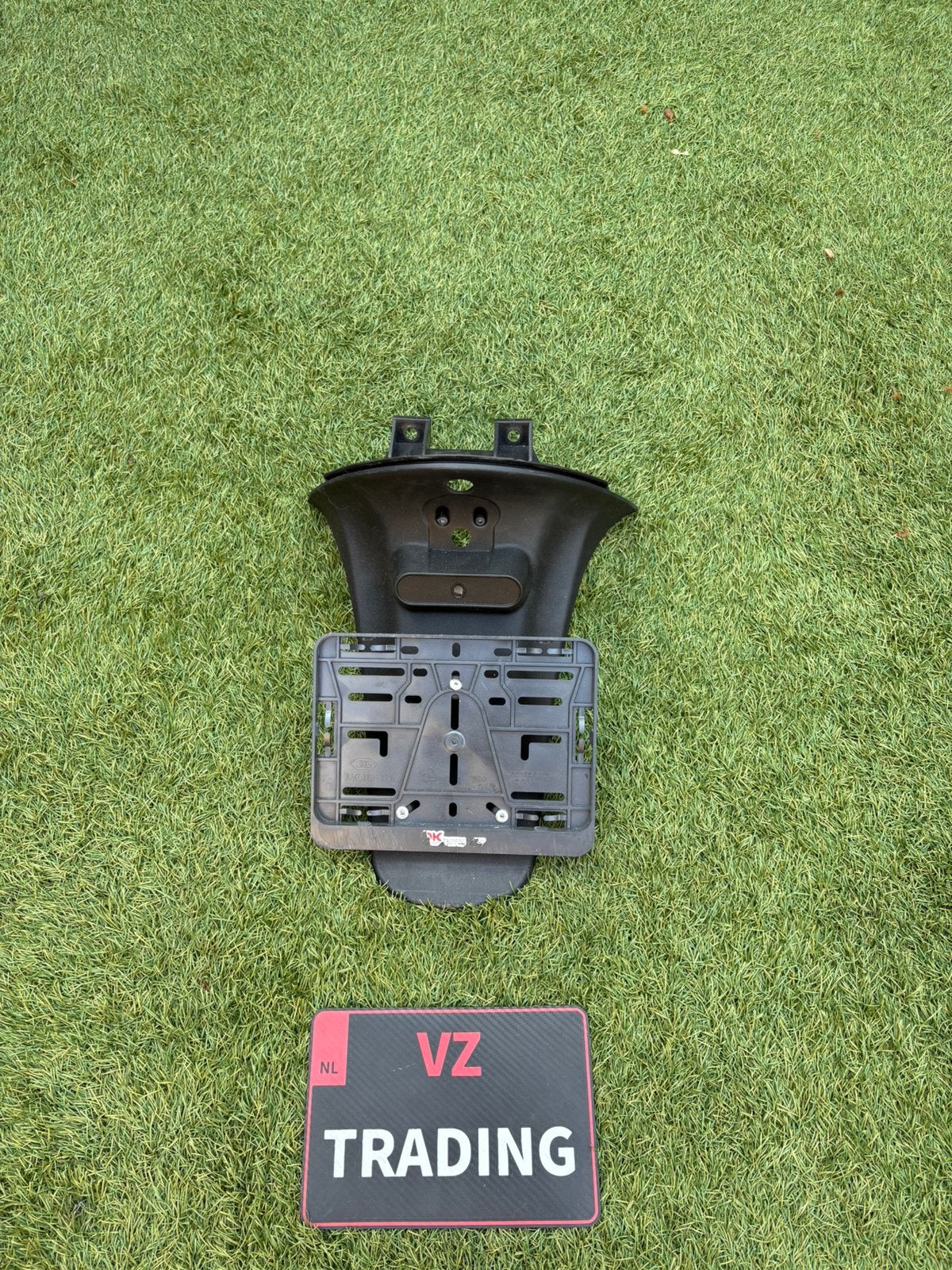 Zip kenteken spatbord, Ophalen