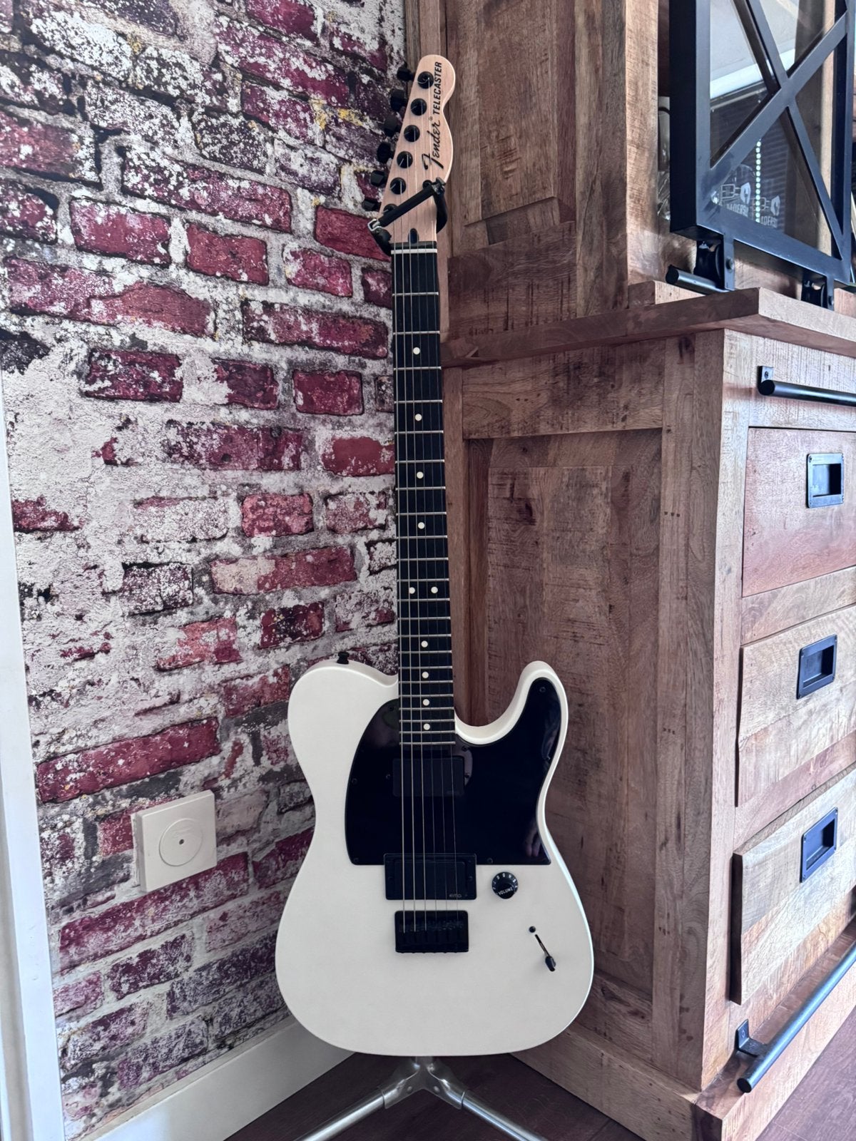 Fender Jim Root Telecaster Flat White (Slipknot), Muziek en Instrumenten, Ophalen, Zo goed als nieuw, Solid body, Fender