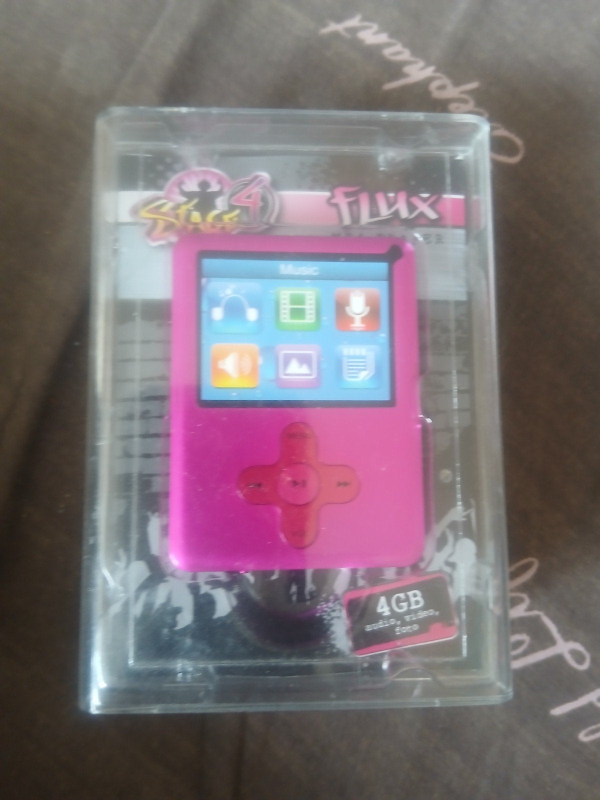 Roze MP4 Speler 4GB - Nieuw in verpakking, Audio, Tv en Foto, Ophalen, Nieuw, Overige merken, 20 tot 40 GB