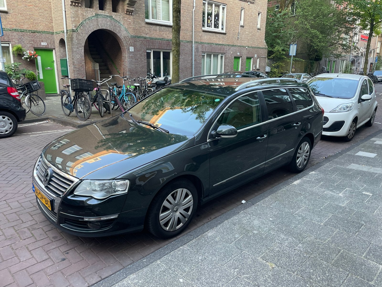 Volkswagen Passat 2.0 FSI 147KW Variant AUT 2006 Groen, 4 cilinders, 1984 cc, Stationwagon, Particulier