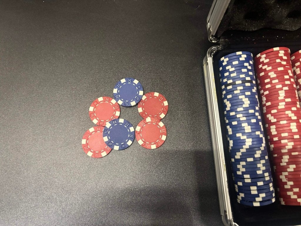 Complete pokerset in aluminium koffer – ca. 300 chips, Vijf spelers of meer, Ophalen, Gebruikt