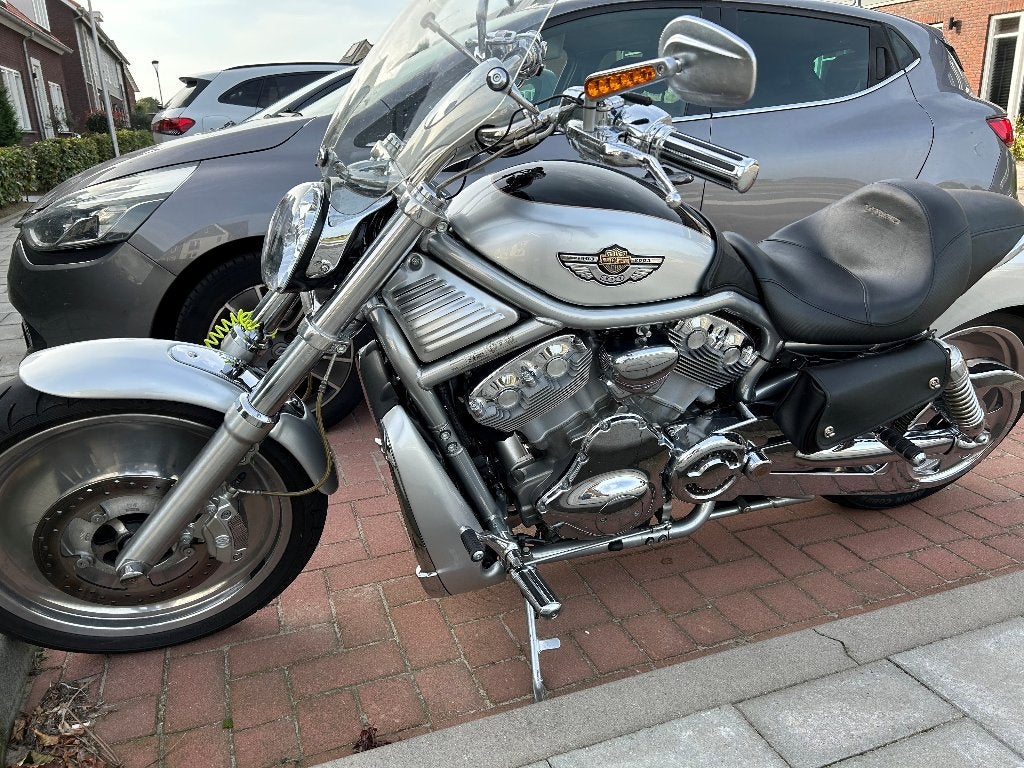 v-rod, 2 cilinders, Gebruikt, Particulier, Meer dan 35 kW