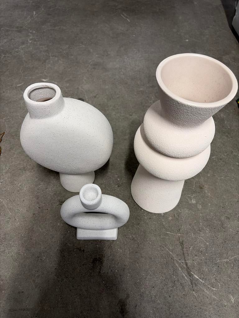 Set van 3 H&M Home vazen - Wit, modern design, Huis en Inrichting, Woonaccessoires | Vazen, Ophalen, Wit, Aardewerk of Porselein