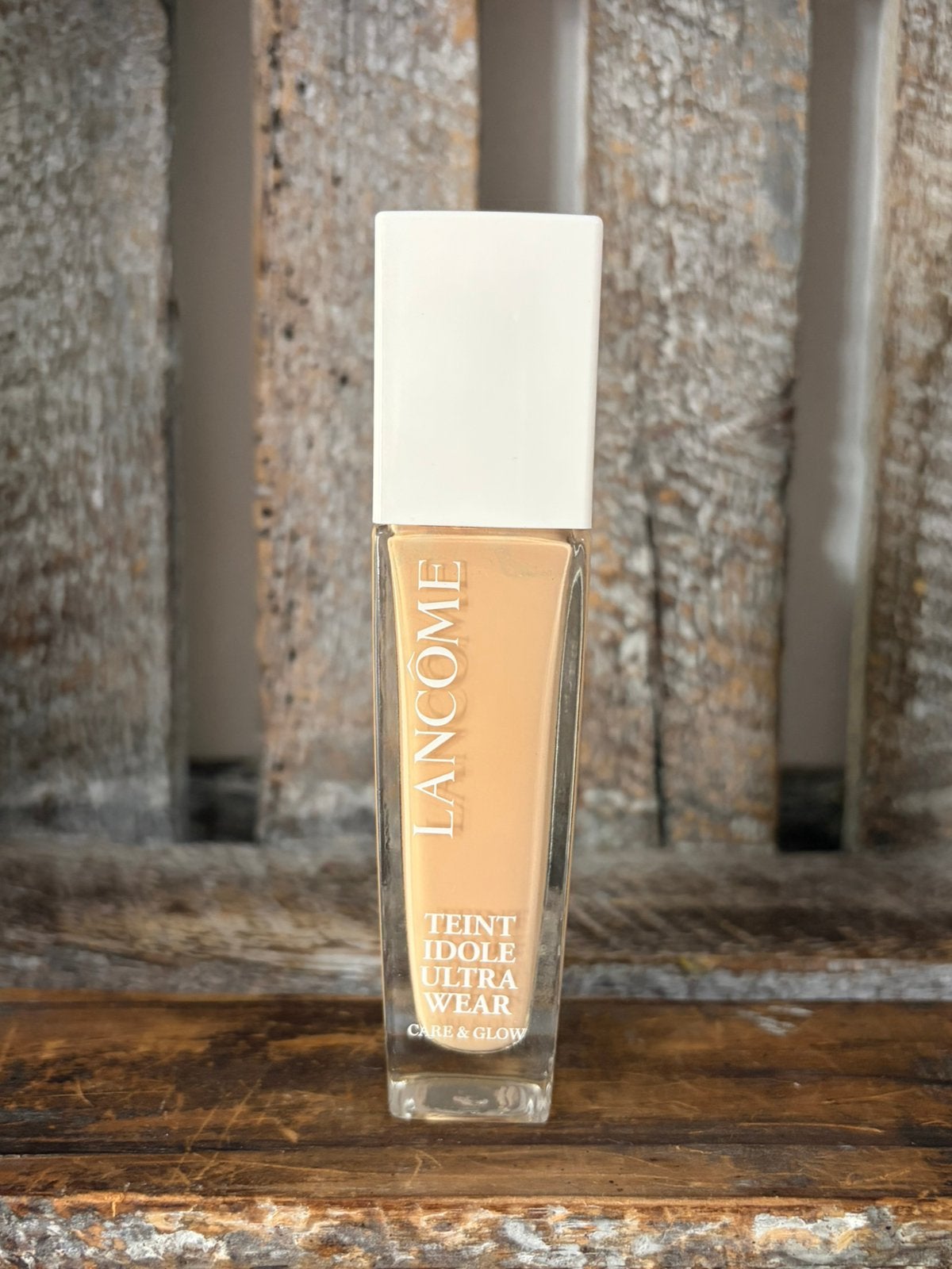 Lancome Teint Idole Ultra Wear Care & Glow Foundation 115C, Ophalen of Verzenden, Zo goed als nieuw, Beige, Gehele gezicht