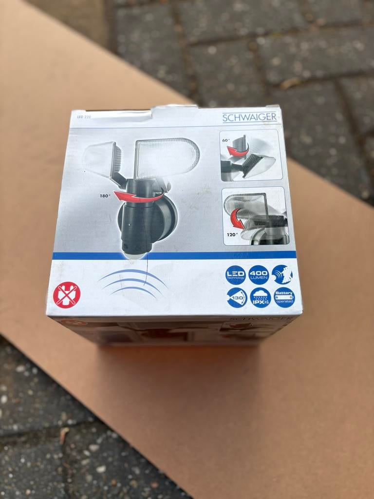 Schwaiger LED sensorlamp met bewegingsmelder, Ophalen, Nieuw, Minder dan 50 watt