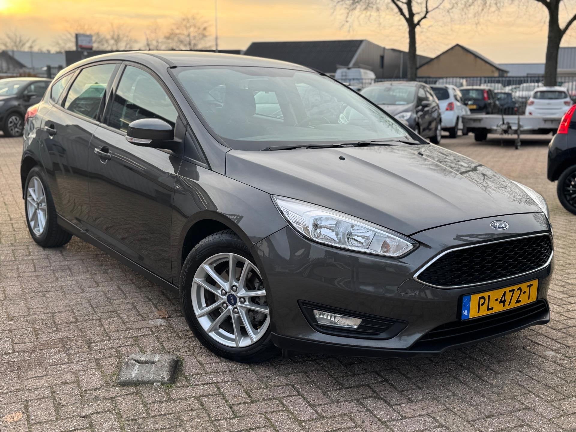 Ford Focus 1.0 EDITION AIRCO NAVIGATIE CRUISE 1JAAR GARANTIE, 125 pk, Gebruikt, Euro 6, Electronic Stability Program (ESP)