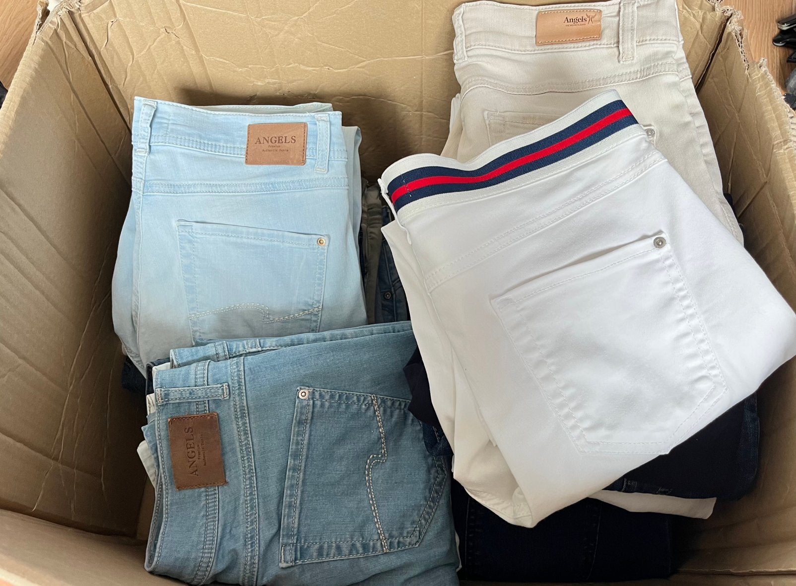 Partij tweedehands damesbroeken, Kleding | Dames, Ophalen of Verzenden, Gedragen
