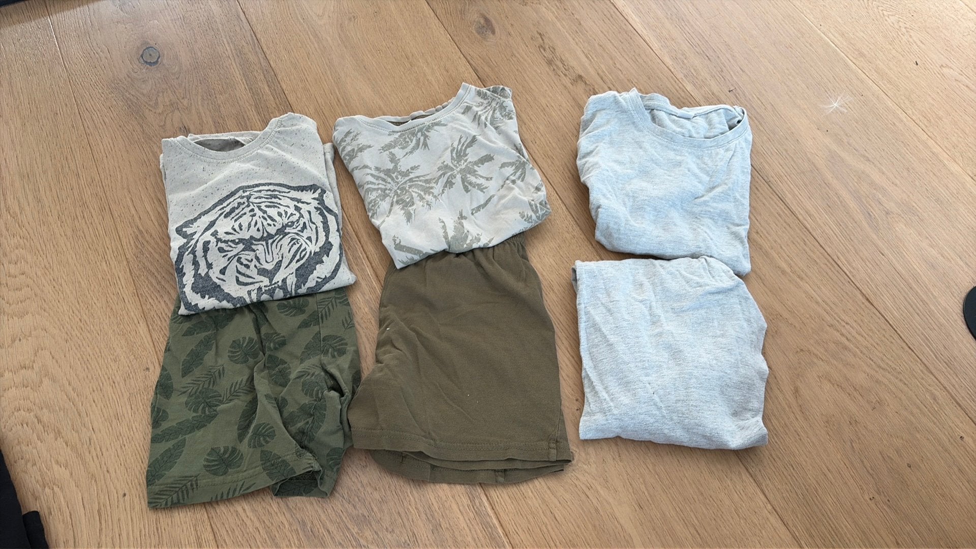 Shortama en pyjama maat 134-140, Kleding | Dames, Pyjama's, Ophalen of Verzenden, Zo goed als nieuw, Maat 34 (XS) of kleiner