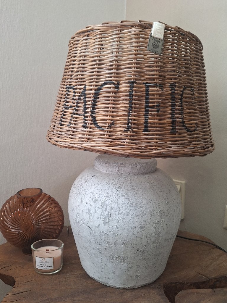 Riviera maison tafellamp, Ophalen, Zo goed als nieuw