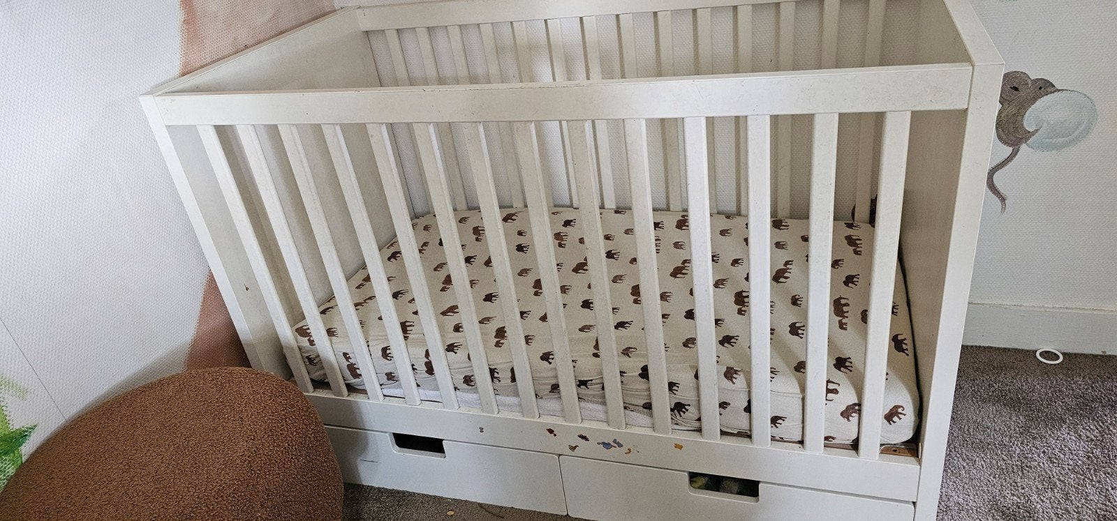 Wit ledikant met lades en matras, Kinderen en Baby's, Babywiegjes en Ledikanten, Ophalen