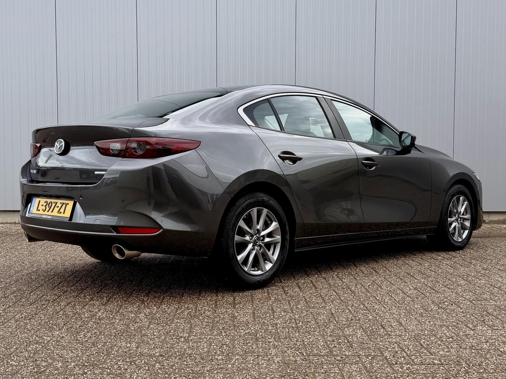 Mazda 3 2.0 186PK hybride Comfort | HUD | Navi | Stoelverw., Auto's, 1998 cc, Gebruikt, Euro 6, Bedrijf