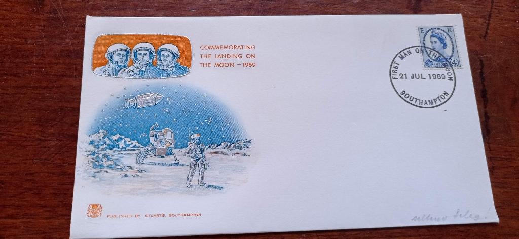 UNIEK 1969 maanlanding Apollo first man on the moon Engeland, Postzegels en Munten, Postzegels | Eerstedagenveloppen, Ophalen of Verzenden