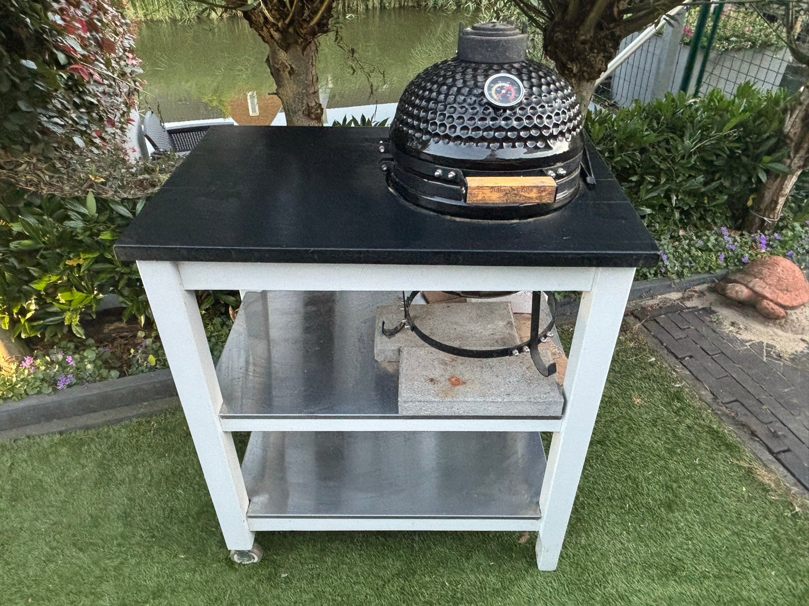 13 inch Kamado BBQ - Nieuw en ongebruikt!, Ophalen, Zo goed als nieuw