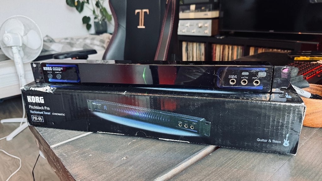 Korg Pitchblack Pro 19" Rack Tuner – Compleet in doos, Muziek en Instrumenten, Effecten, Ophalen of Verzenden, Gebruikt, Overige typen