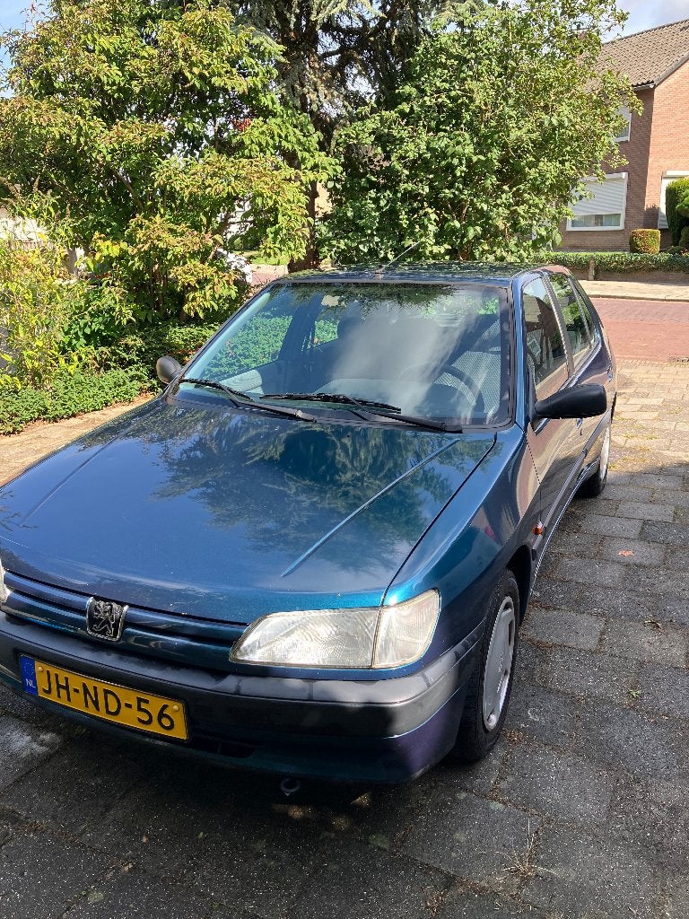 Peugeot 306 1.8 XT AUT E2 1994 Blauw, Dealer onderhouden, Stof, 100 pk, Origineel Nederlands
