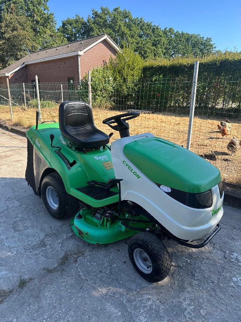 Viking MT 585 Zitmaaier Hydrostaat, Tuin en Terras, Zitmaaiers, Ophalen of Verzenden, Gebruikt, Opvangbak, 90 tot 120 cm