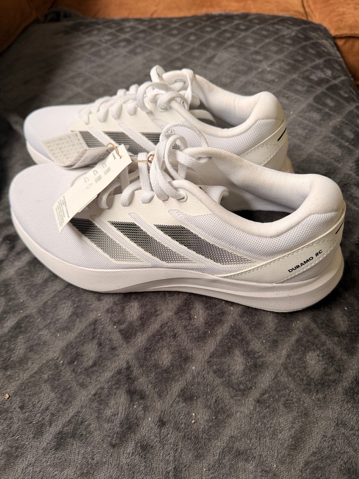 Nieuwe Adidas Duramo RC hardloopschoenen, maat 44 2/3, Adidas, Hardloopschoenen, Nieuw, Ophalen of Verzenden