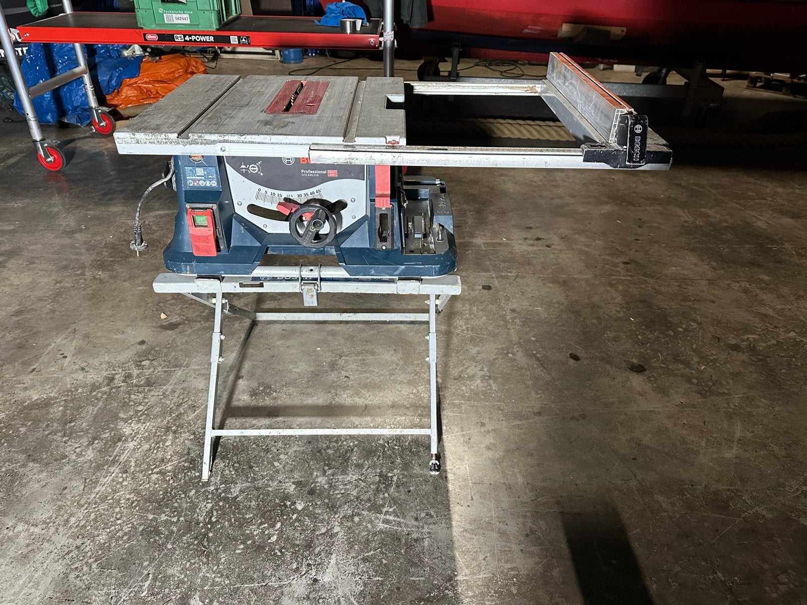 Nette Bosch GTS 635-216 Tafelzaag bouwjaar 2021, Bosch, Gebruikt, Cirkelzaag, 70 mm of meer