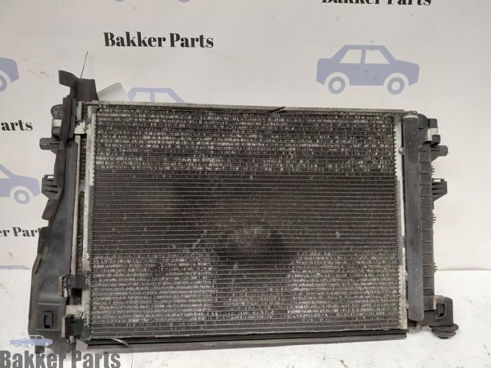 Radiateur van een Audi Q2, Gebruikt, -, -, -