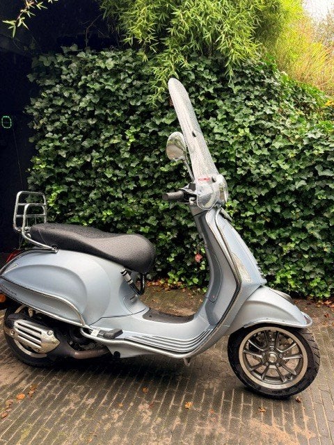 Vespa Primavera 50 uit 2024 met slechts 736 km!, Ophalen, Overige modellen, Maximaal 45 km/u, 49 cc