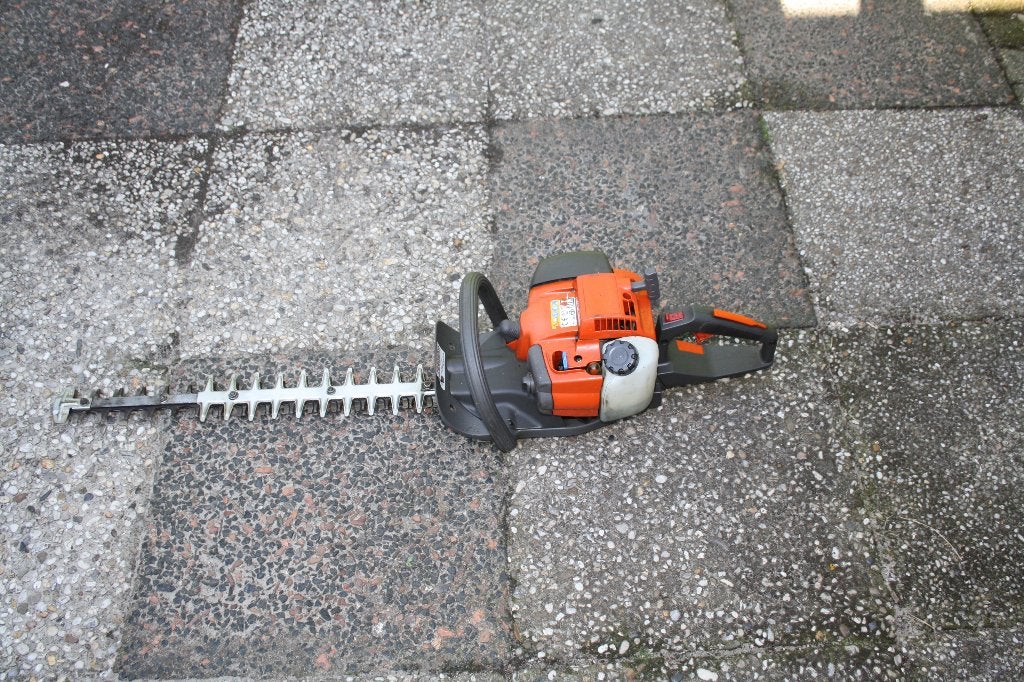 Husqvarna heggenschaar 325HD60 te koop voor 160 euro, Ophalen, Gebruikt, Benzine, HUSQVARNA