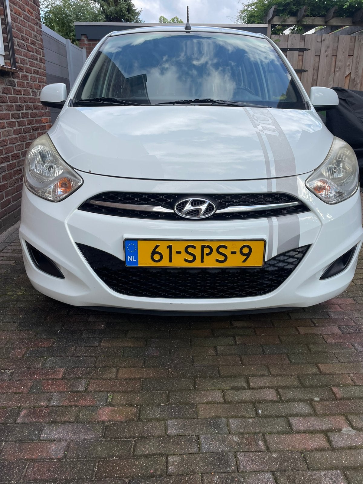 Hyundai i10 1.25 I 5DR 2011 Wit *nieuwe banden*, Voorwielaandrijving, 450 kg, 31 €/maand, 4 cilinders
