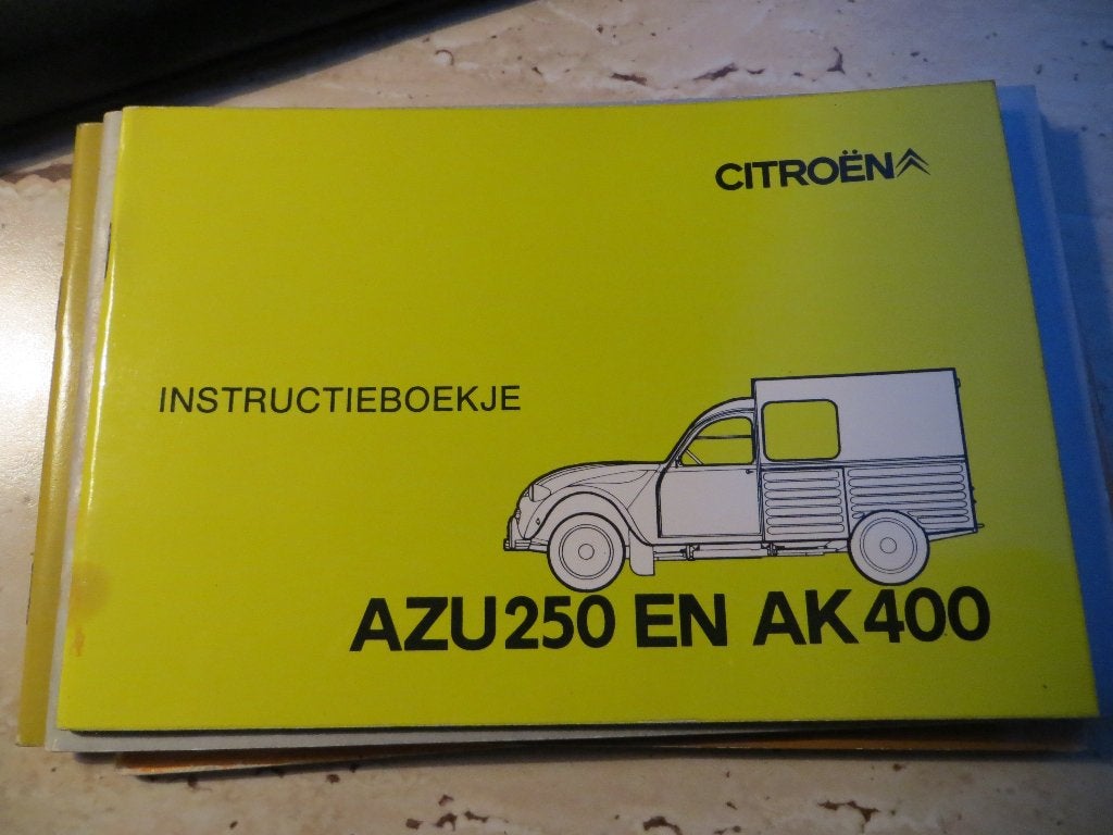 Instructieboek Citroen AZU 250, Citroen AK 400 besteleend 73, Ophalen of Verzenden