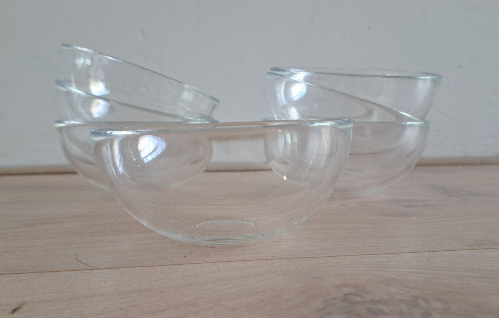 Set van 67glazen schaaltjes - Zo goed als nieuw, Schaal, Vaatwasserbestendig, Rond, Ophalen of Verzenden