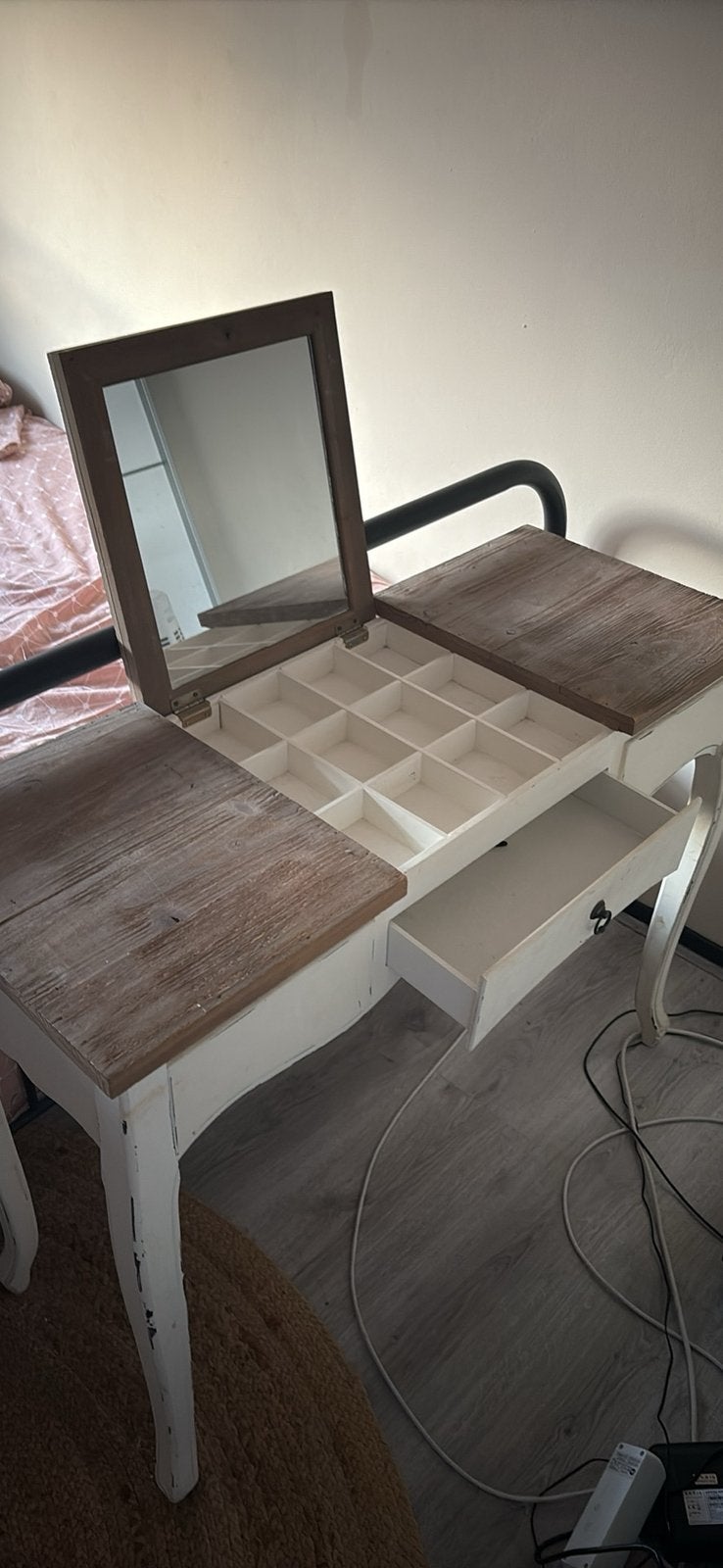 Landelijke kaptafel / sidetable, Ophalen, Zo goed als nieuw, 50 tot 100 cm, Minder dan 100 cm