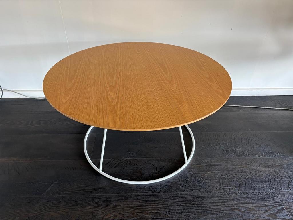 Swedese bijzettafel Monica Förster 80cm, Huis en Inrichting, Ophalen, Minder dan 45 cm, Gebruikt, Rond